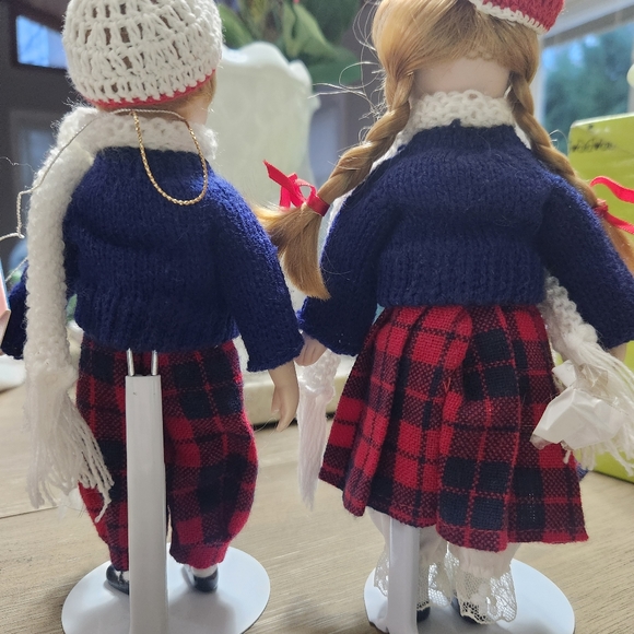 Marian Yu Designs Porcelain Dolls Boy and Girl Plaid Scottish - Picture 2 of 9